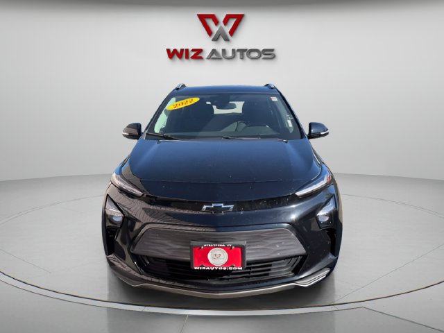 Used 2022 Chevrolet Bolt EUV LT w/ Comfort Package FWD image 8