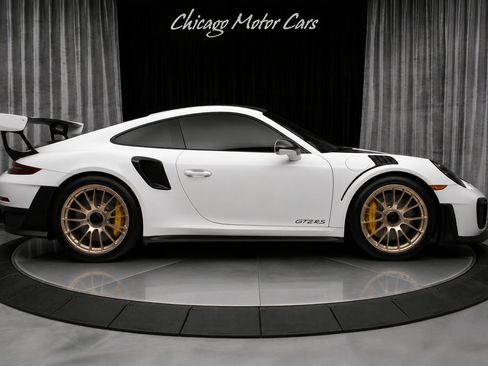 Used 2018 Porsche 911 GT2 RS RWD image 6