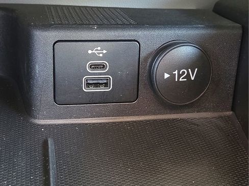 Used 2024 Ford Escape Active image 24