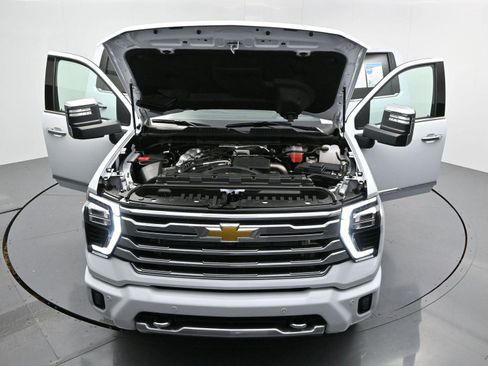 Used 2026 Chevrolet Silverado 3500 High Country w/ Technology Package image 45