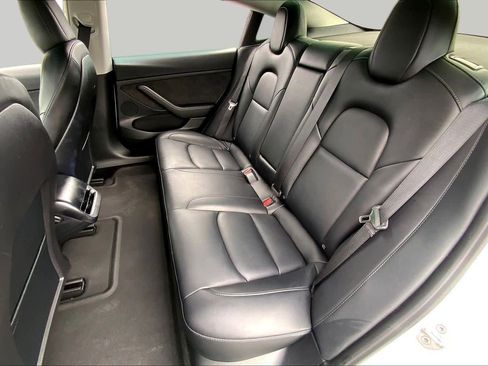 Used 2023 Tesla Model 3 Standard Range RWD image 19