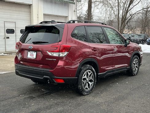 Certified 2024 Subaru Forester Premium image 7
