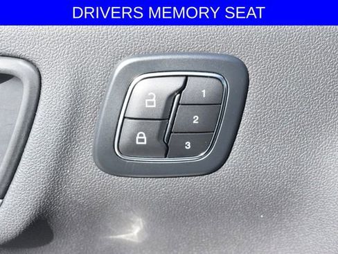 Used 2024 Ford Escape Platinum AWD/4WD image 5