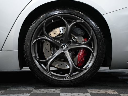 Used 2020 Alfa Romeo Giulia Quadrifoglio w/ Nero Edizione image 61