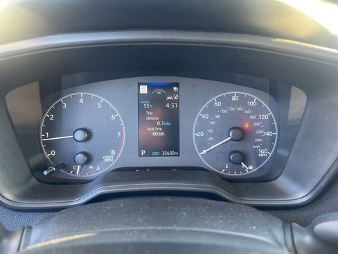 Used 2025 Toyota Corolla LE image 11