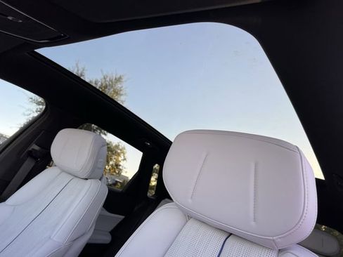 New 2026 Cadillac Lyriq Luxury image 18