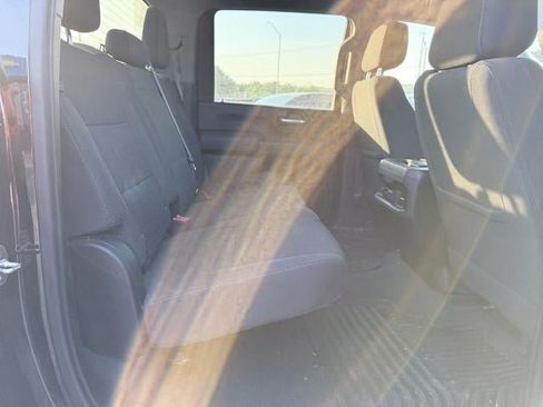 Used 2022 Chevrolet Silverado 2500 LT w/ Convenience Package AWD/4WD image 12