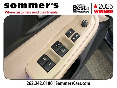 Used 2018 Subaru Outback 2.5i Premium AWD/4WD image 11