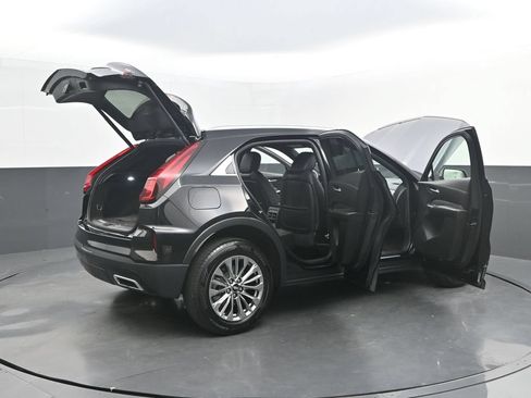 Used 2024 Cadillac XT4 Premium Luxury FWD image 44