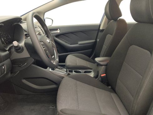 Used 2017 Kia Forte LX FWD image 17