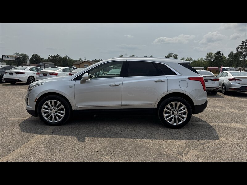 Used 2017 Cadillac XT5 Platinum AWD/4WD image 9