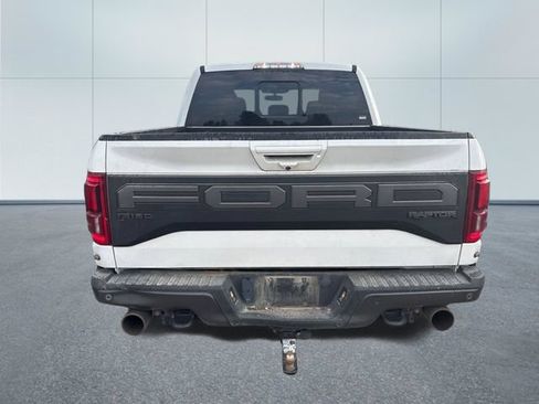 Used 2019 Ford F150 Raptor w/ Equipment Group 802A Luxury AWD/4WD image 3