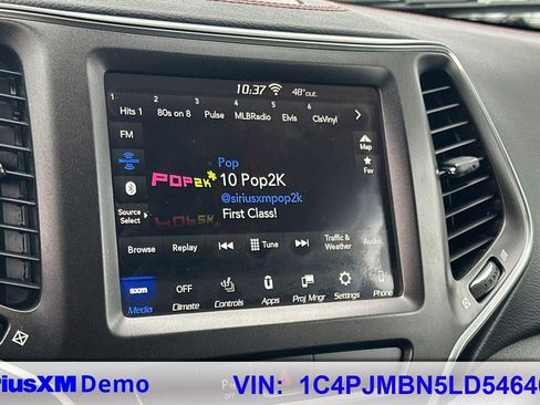 Used 2020 Jeep Cherokee Trailhawk w/ Cold Weather Group AWD/4WD image 26