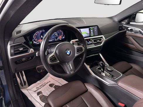 Used 2023 BMW 430i Coupe w/ M Sport Package RWD image 9