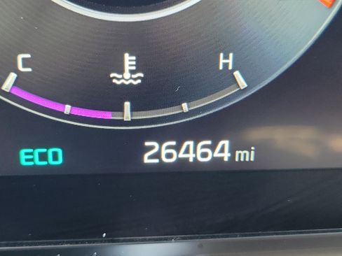 Used 2023 Kia Carnival SX Prestige image 37