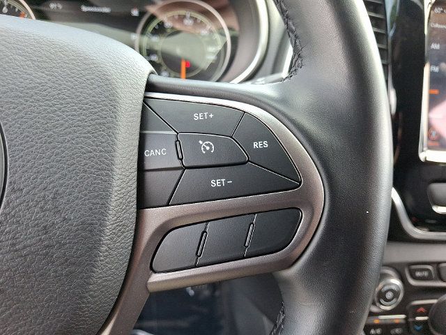 Used 2020 Jeep Cherokee Limited AWD/4WD image 21