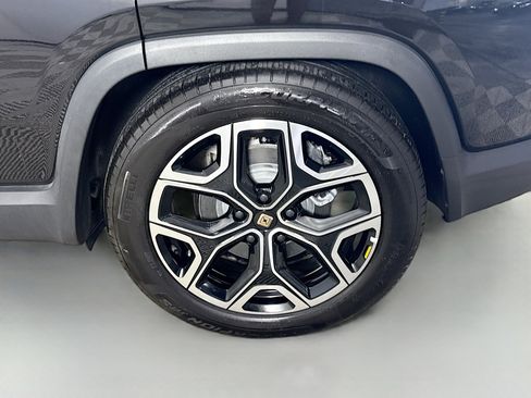 Used 2026 Rivian R1S Adventure AWD/4WD image 8