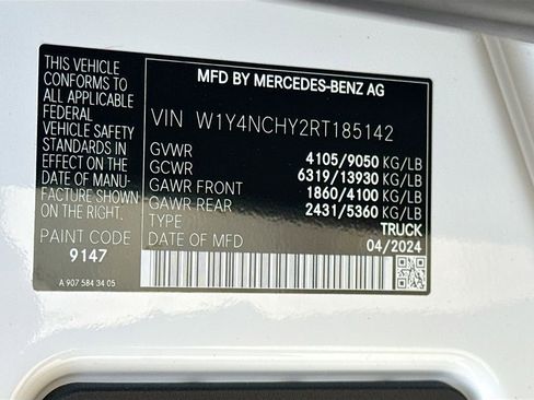 Used 2024 Mercedes-Benz Sprinter 2500 image 28