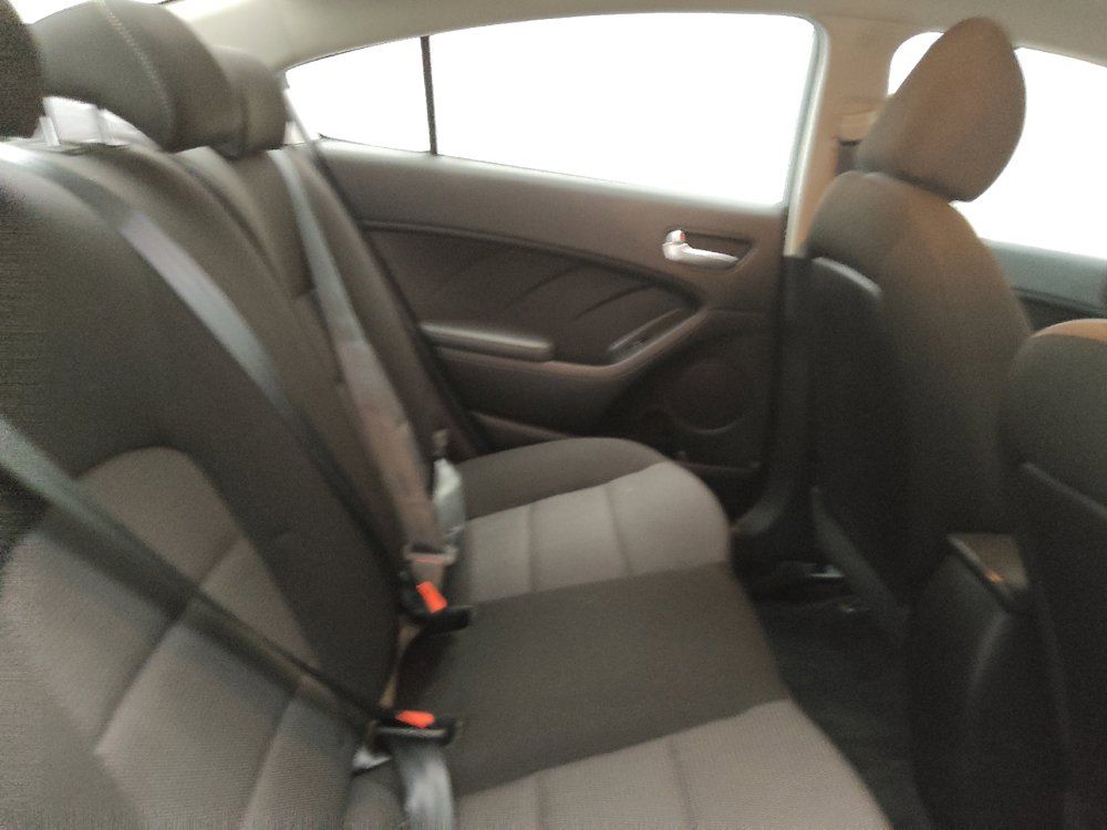 Used 2018 Kia Forte LX FWD image 19