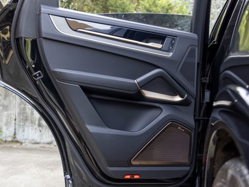 Certified 2025 Porsche Cayenne GTS image 43