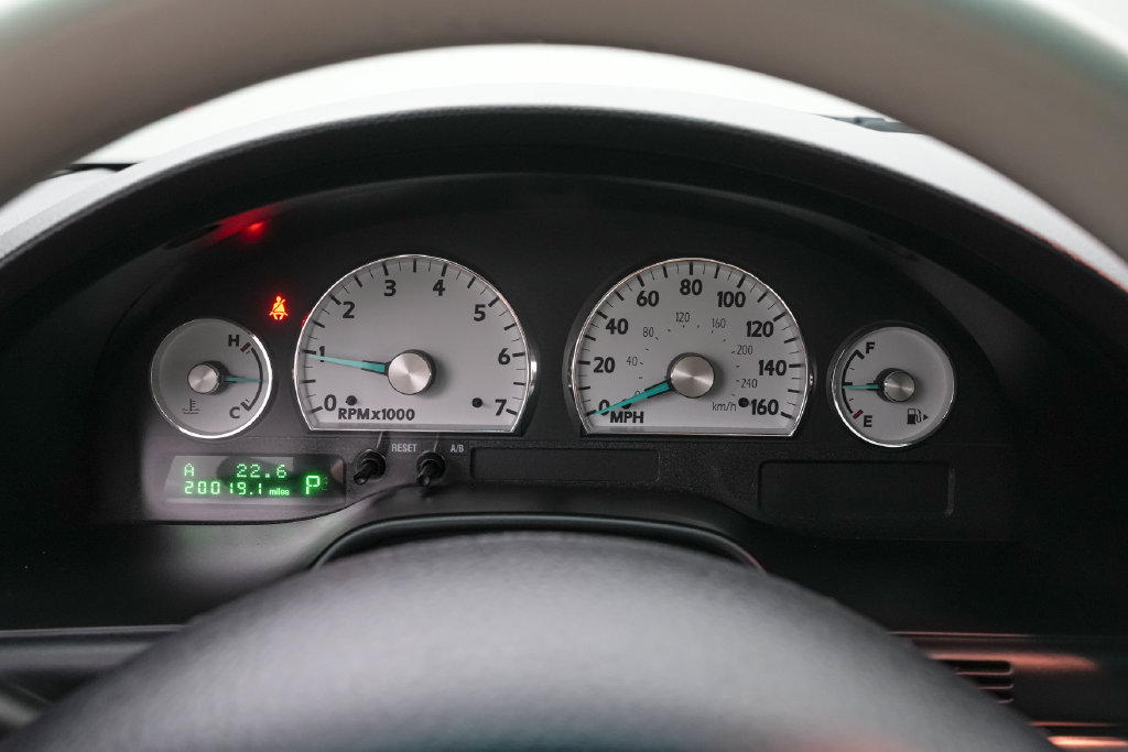Used 2003 Ford Thunderbird RWD image 29