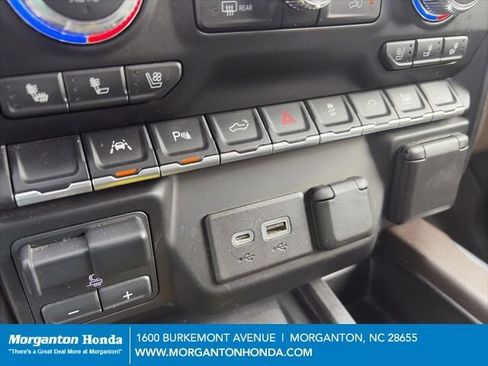 Used 2022 GMC Sierra 1500 SLT w/ SLT Premium Plus Package AWD/4WD image 25