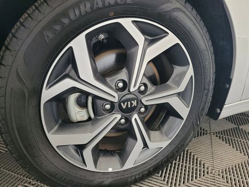 Used 2021 Kia Forte LXS FWD image 31