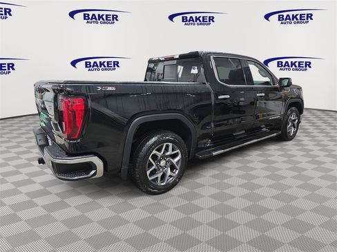 Certified 2022 GMC Sierra 1500 SLT w/ SLT Premium Plus Package image 5