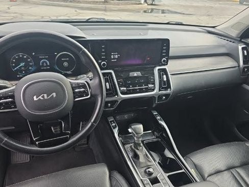 Used 2022 Kia Sorento SX Prestige AWD/4WD image 18
