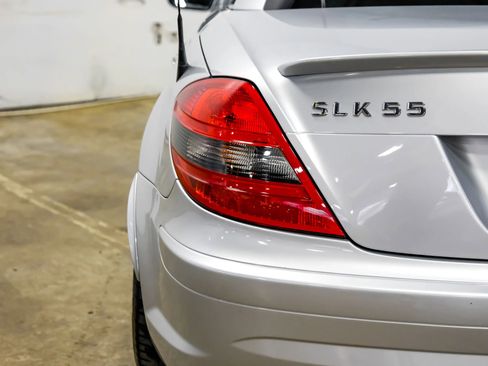 Used 2006 Mercedes-Benz SLK 55 AMG image 33