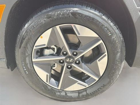 Used 2026 Hyundai Tucson SEL FWD image 31