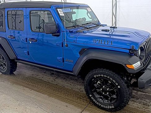 Used 2023 Jeep Wrangler Unlimited w/ Cold Weather Group image 3