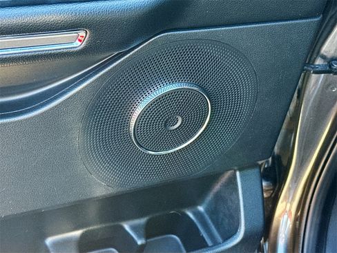 Used 2021 Ford Expedition XLT image 20