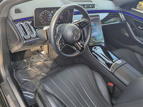 Used 2022 Mercedes-Benz S 500 S 500 image 10
