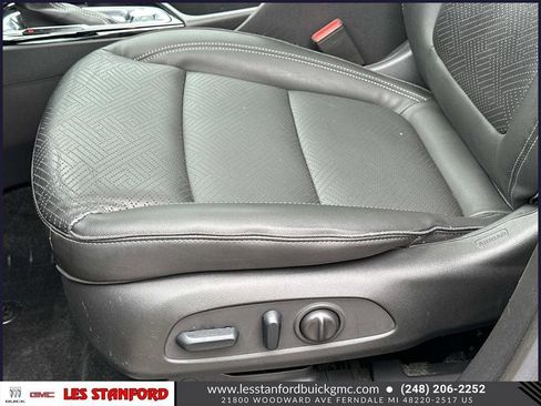 Used 2023 Buick Encore GX Essence w/ Experience Buick Package AWD/4WD image 19