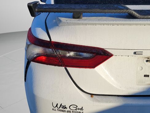 Used 2024 Toyota Camry SE image 21