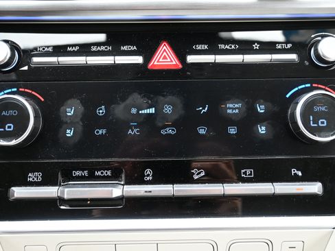 Used 2025 Hyundai Santa Fe Calligraphy FWD image 28