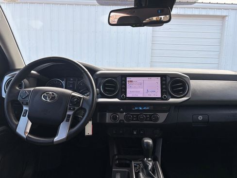 Used 2021 Toyota Tacoma SR5 w/ Technology Package image 23