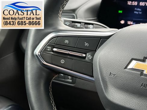 Used 2025 Chevrolet Traverse LT AWD/4WD image 31