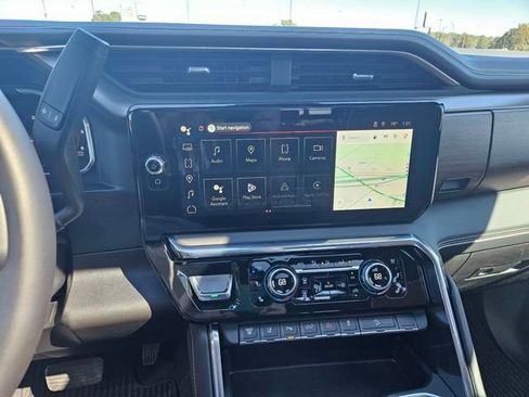 New 2026 GMC Sierra 2500 Denali Ultimate image 17