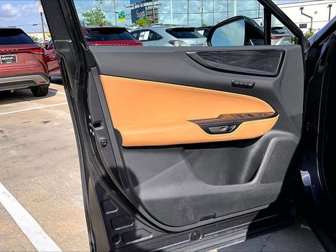 Used 2025 Lexus NX 250 FWD w/ Towing Package (2000 Lbs) image 22