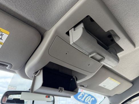 Used 2013 Nissan Titan SV w/ SV Value Truck Pkg image 30