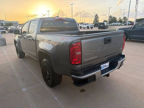 Used 2022 Chevrolet Colorado W/T AWD/4WD image 6
