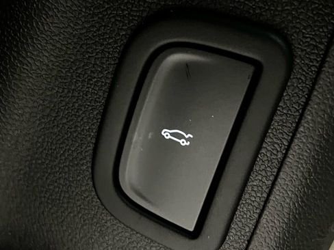 New 2026 Chevrolet Traverse LT w/ Midnight/Sport Edition image 11