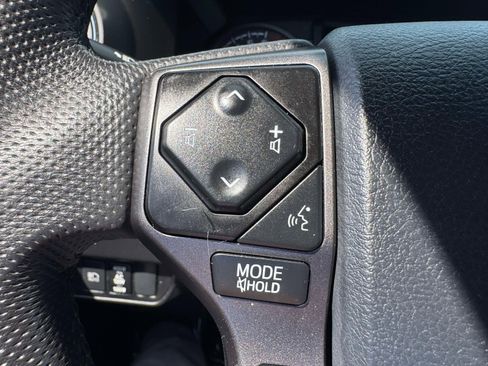 Certified 2023 Toyota Tacoma TRD Sport image 28