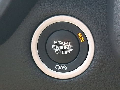 Certified 2022 RAM 1500 Big Horn AWD/4WD image 26
