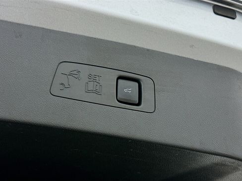 Used 2024 Lincoln Corsair Reserve w/ Equipment Group 201A image 31