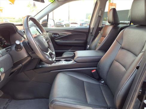 Used 2025 Honda Ridgeline RTL image 18