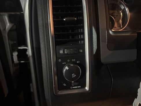 Used 2014 RAM 1500 Outdoorsman image 16