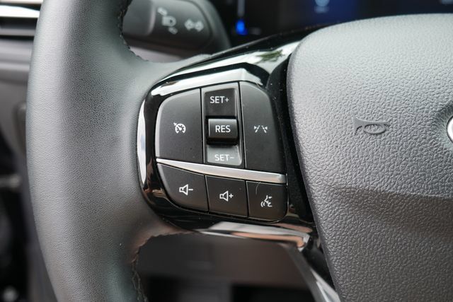 Used 2023 Ford Escape Active AWD/4WD image 17